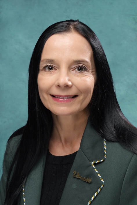 Nicolette Dienar